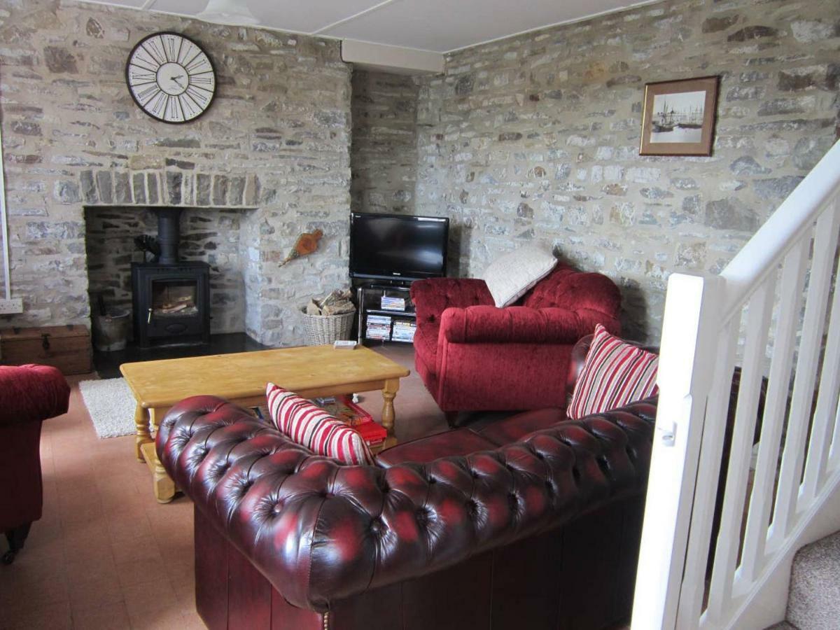 Ffyllon Fawr Villa Henfynyw Upper ภายนอก รูปภาพ