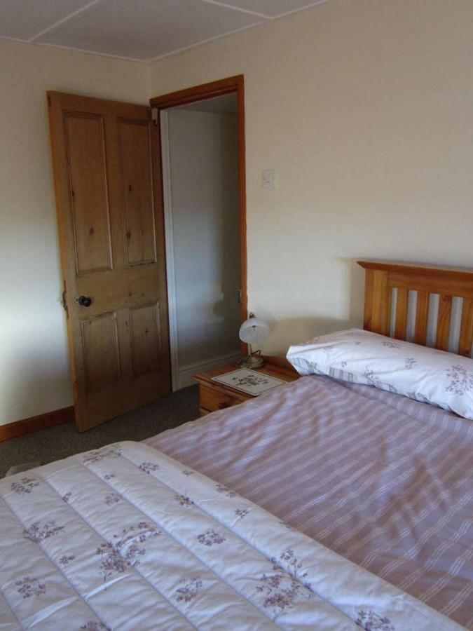 Ffyllon Fawr Villa Henfynyw Upper ภายนอก รูปภาพ